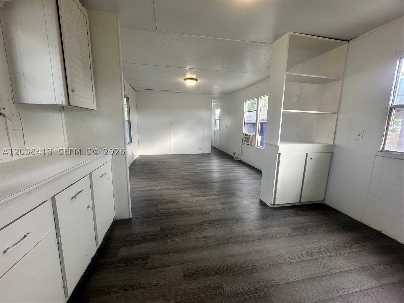 HILLTOP PARK - Residential Lease