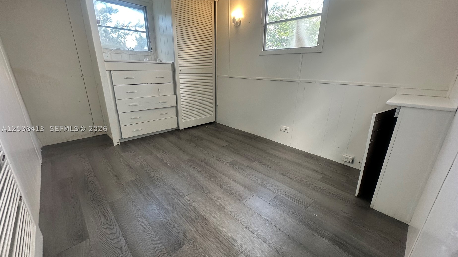 HILLTOP PARK - Residential Lease