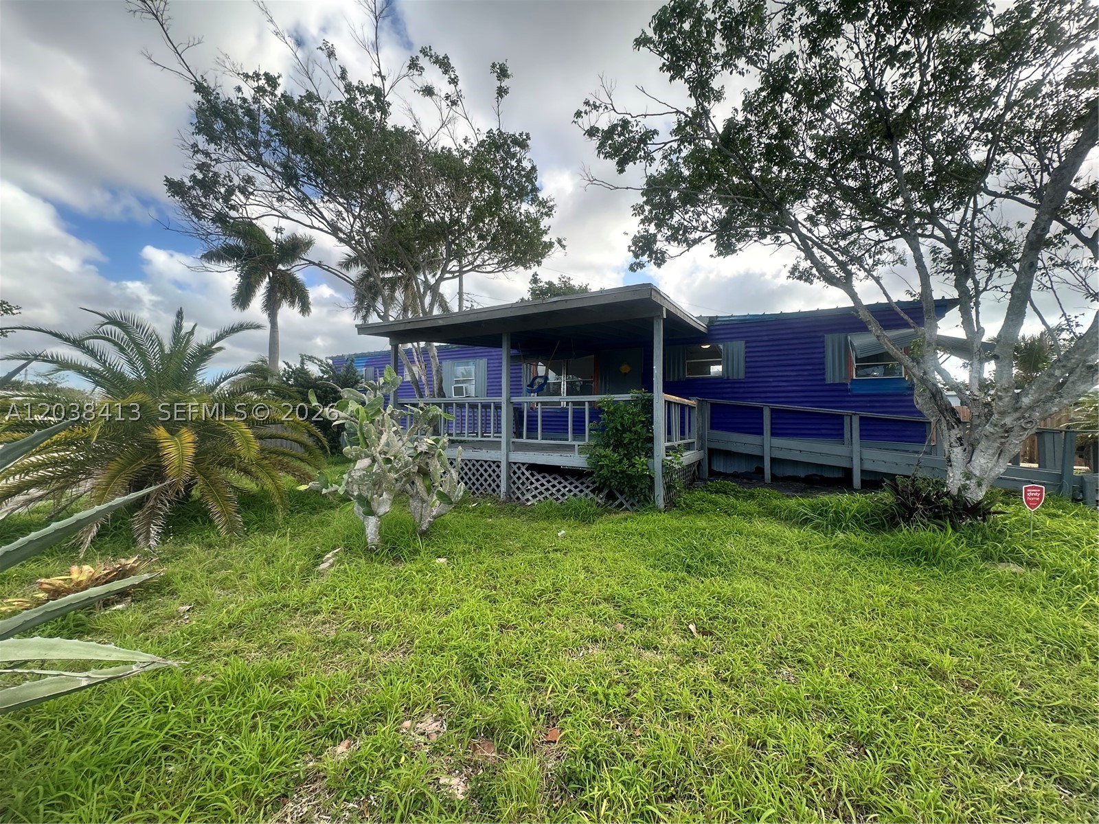 HILLTOP PARK - Residential Lease