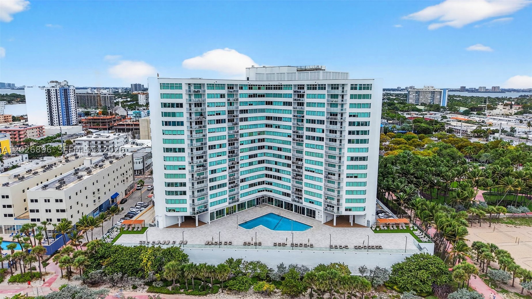 BURLEIGH HOUSE CONDO - Residential