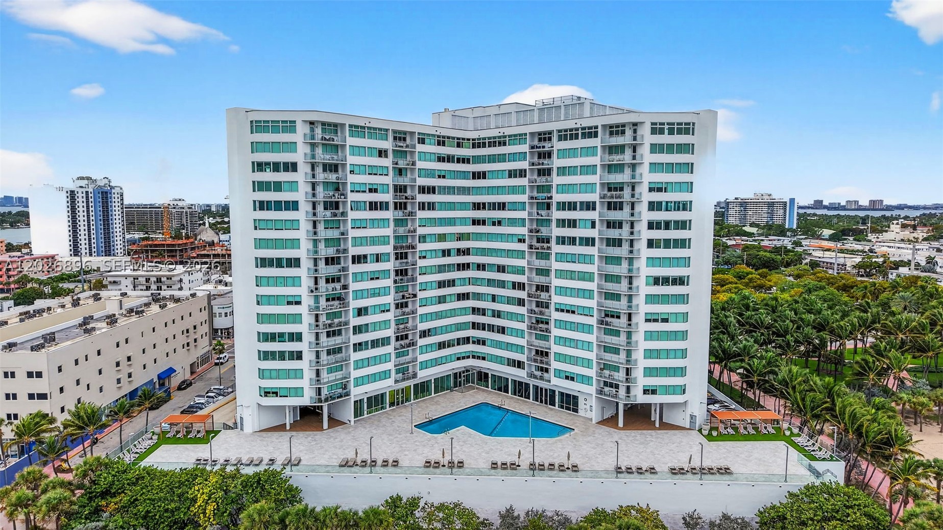 BURLEIGH HOUSE CONDO - Residential