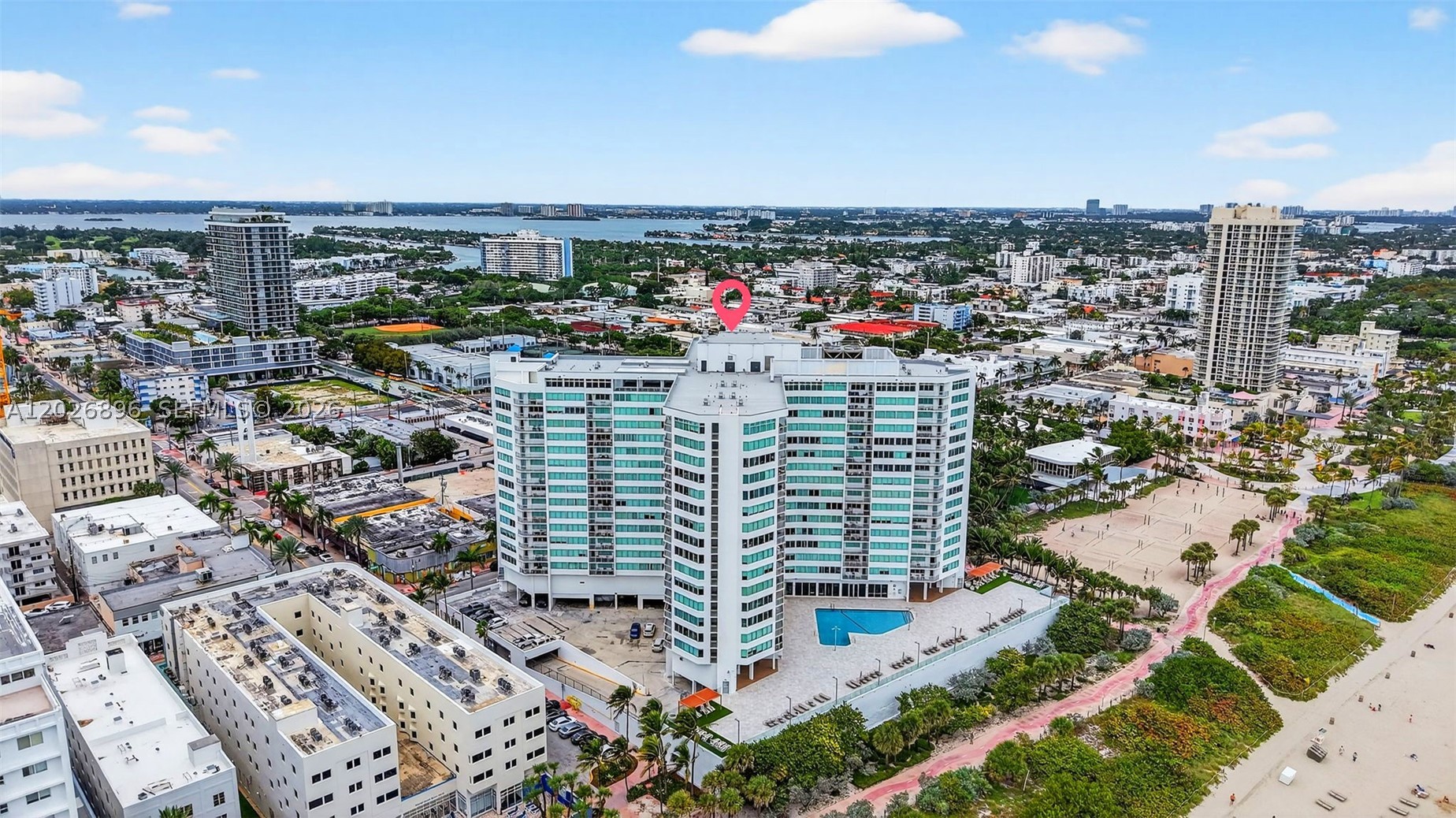 BURLEIGH HOUSE CONDO - Residential