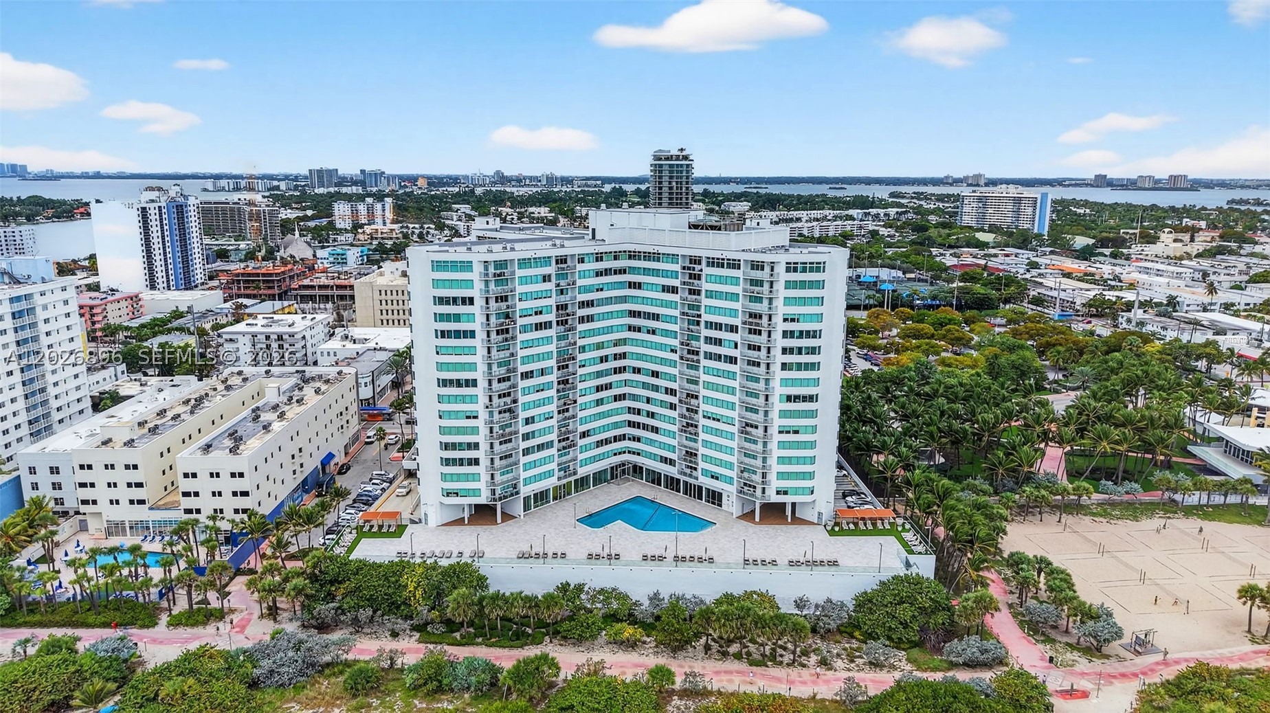 BURLEIGH HOUSE CONDO - Residential
