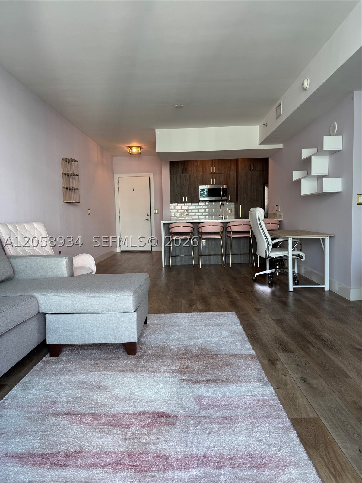 THE PLAZA 901 BRICKELL CO - Residential Lease