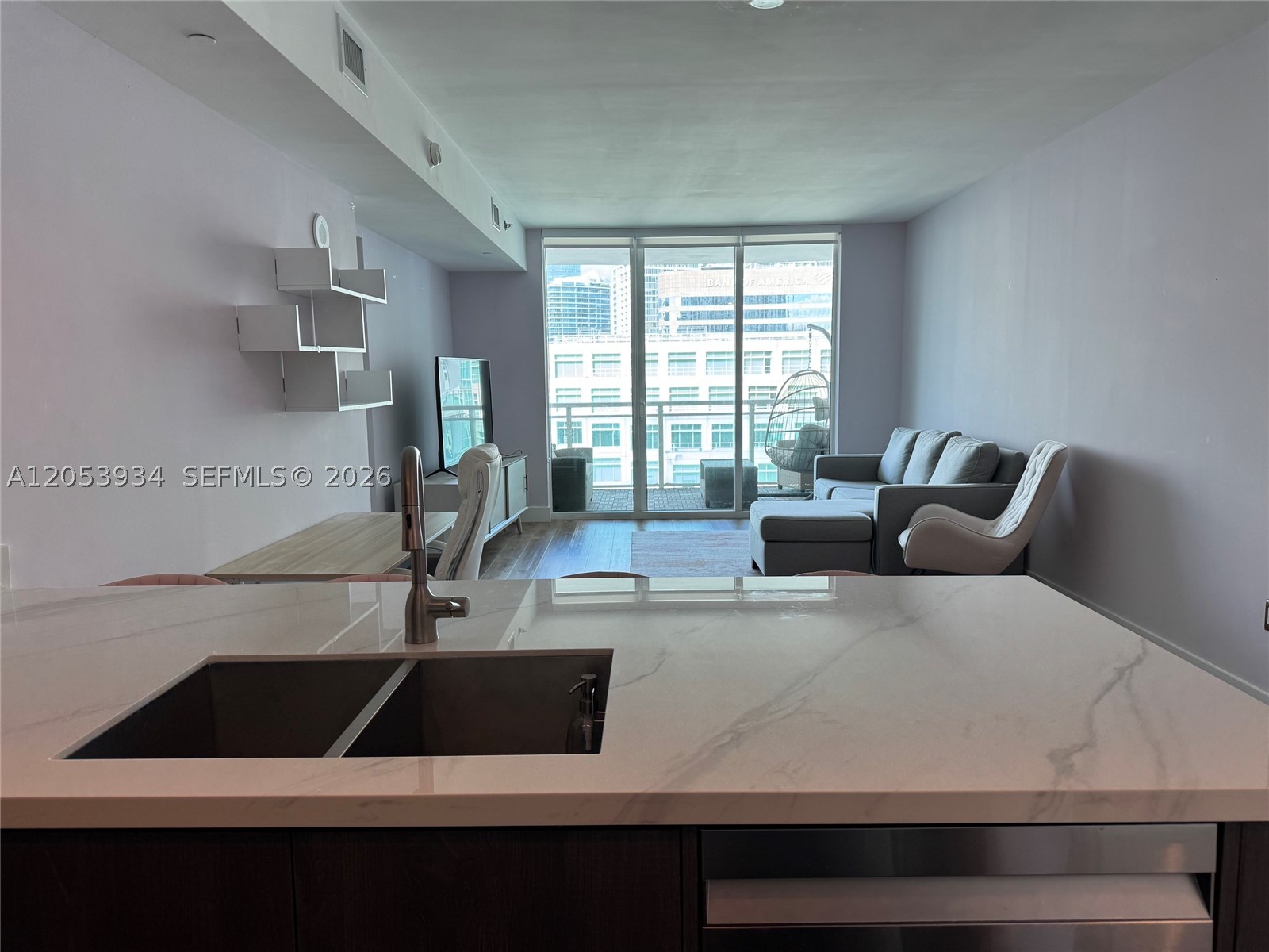 THE PLAZA 901 BRICKELL CO - Residential Lease