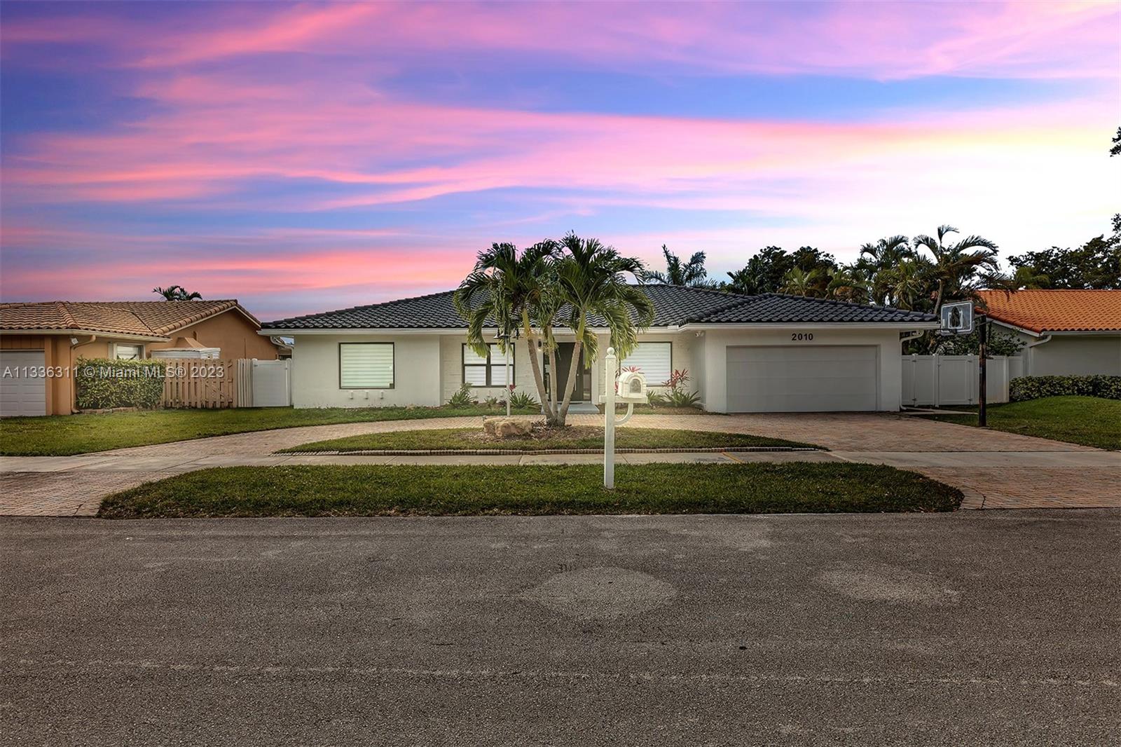 Repriced Gorgeous and Completely renovated - elegant &modern designs. Spacious open concept floorplan. Featuring a high-end kitchen, quartz counters & center island with waterfall edge, 9 panels of sliding doors offering an abundance of light, elegant 32" white porcelain tile throughout, all brand new bathrooms, High Impact hurricane proof windows & full house generator. 5 beds +huge Family den.Larger sqft than recorded. Converted garage w storage space.tankless water heater. Magnificent backyard great for entertaining w space for play area/fire pit. Located in the beautiful neighborhood of Highland Lakes w easy access to I95. Centrally located near Aventura Mall,Whole Foods,Target,restaurants,10mins to beaches & parks-Walking distance to house of worship. A true GEM!