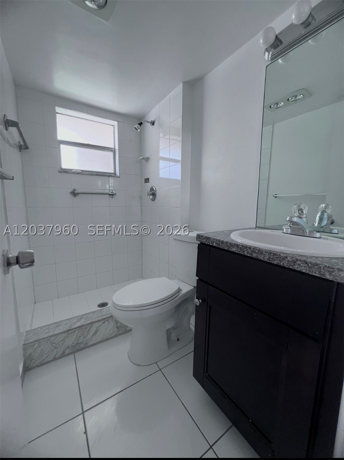 ARROWHEAD CONDO NO VII - Residential Lease