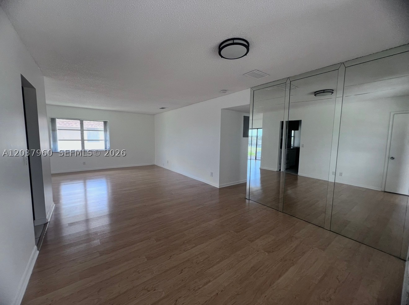 ARROWHEAD CONDO NO VII - Residential Lease