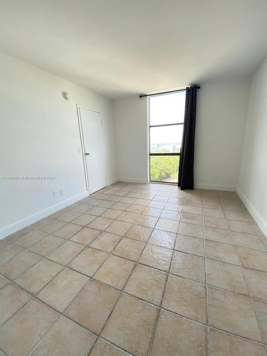 SAILBOAT CAY CONDO - Residential