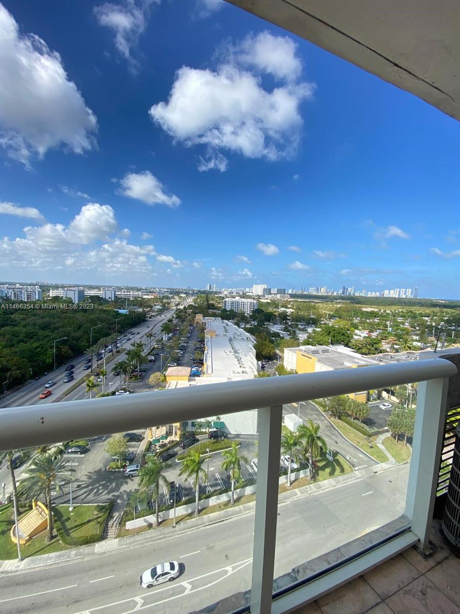 SAILBOAT CAY CONDO - Residential