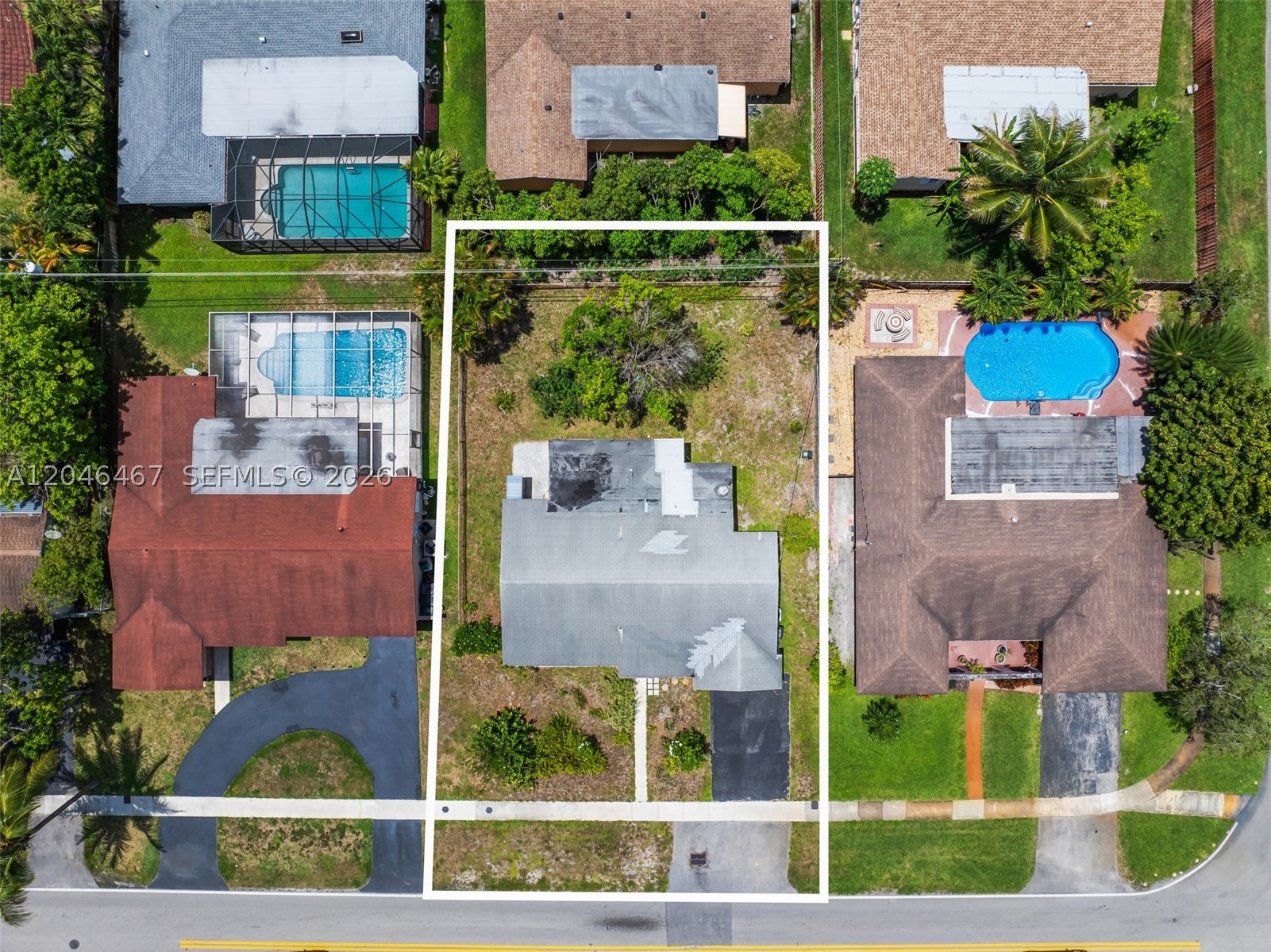 LAUDERDALE LAKES EAST GAT - Residential