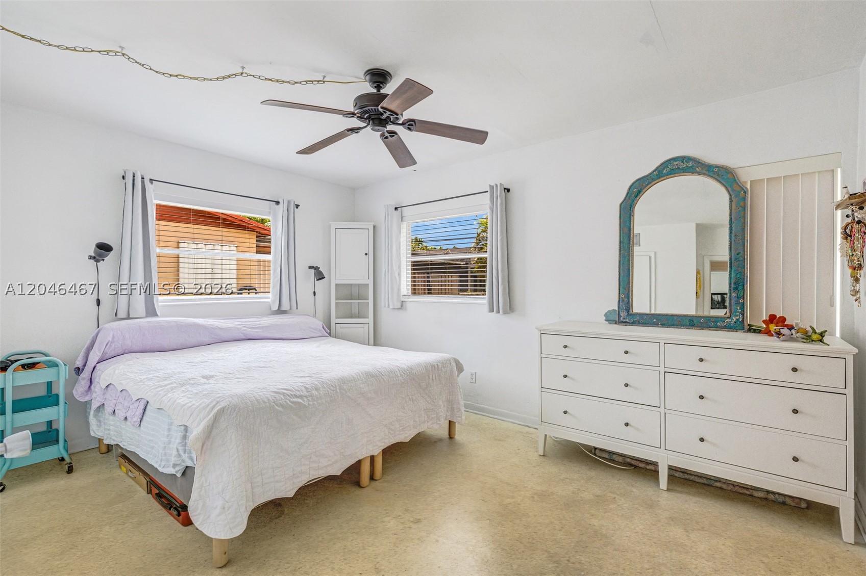LAUDERDALE LAKES EAST GAT - Residential