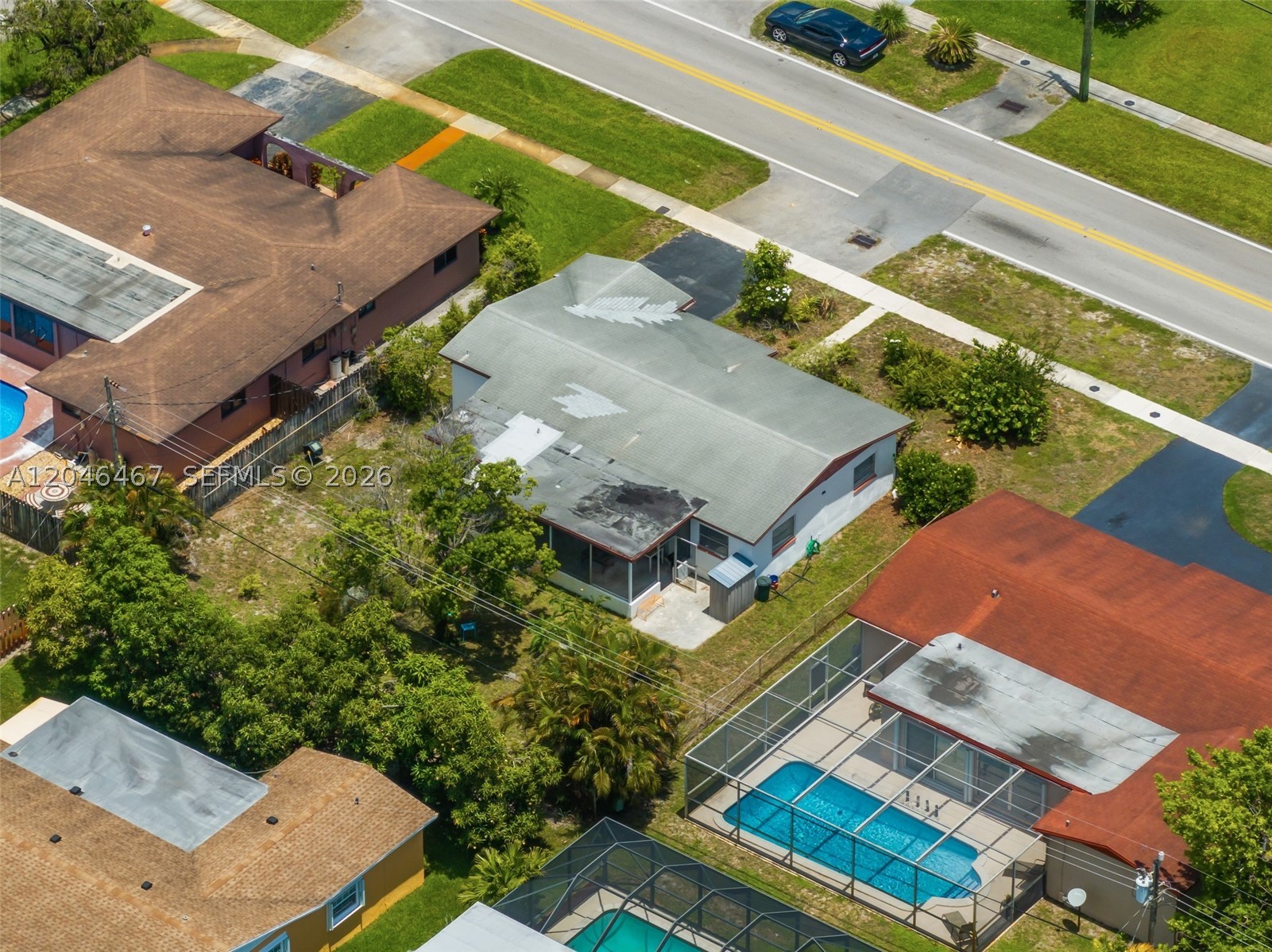 LAUDERDALE LAKES EAST GAT - Residential