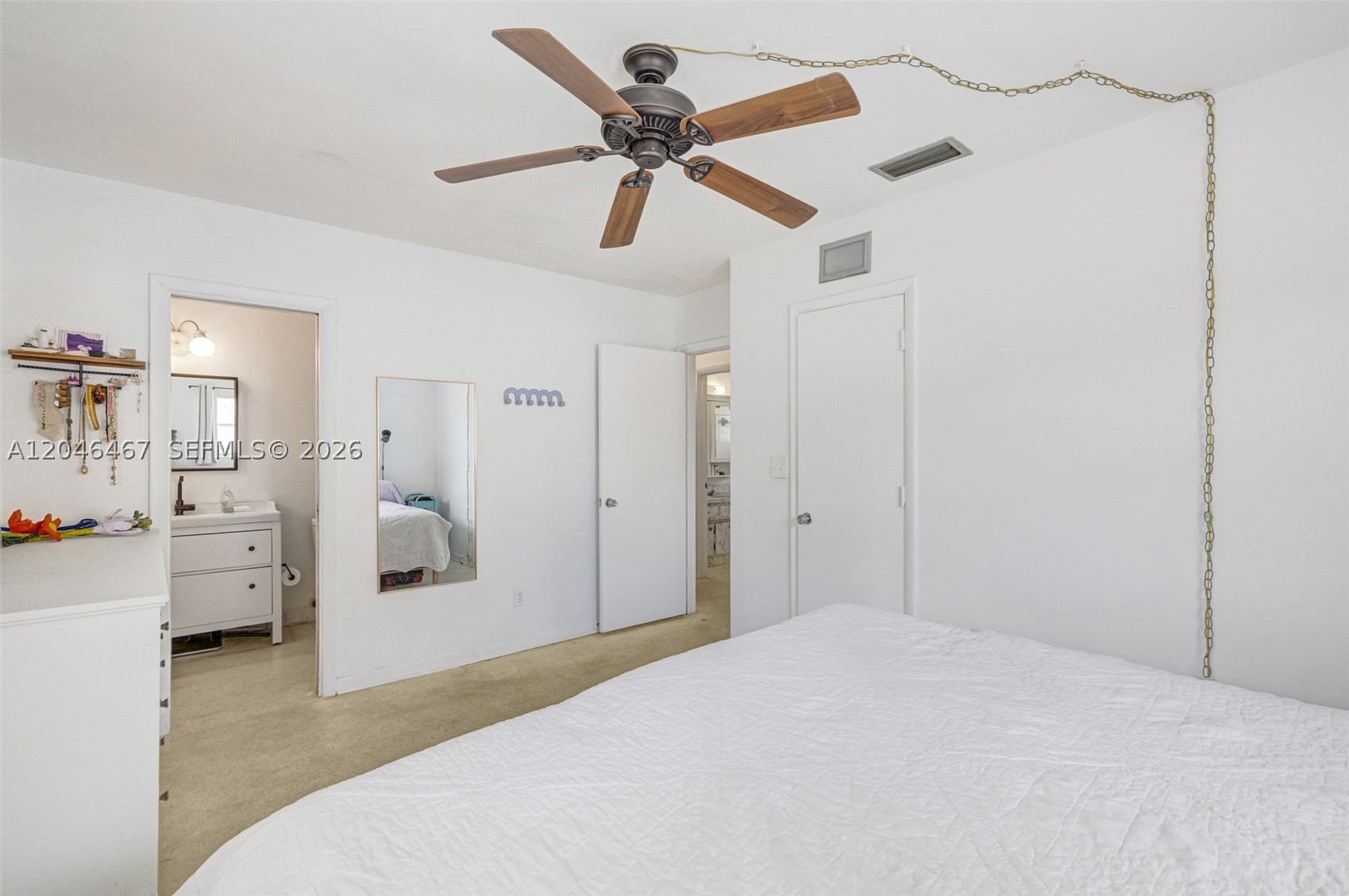 LAUDERDALE LAKES EAST GAT - Residential