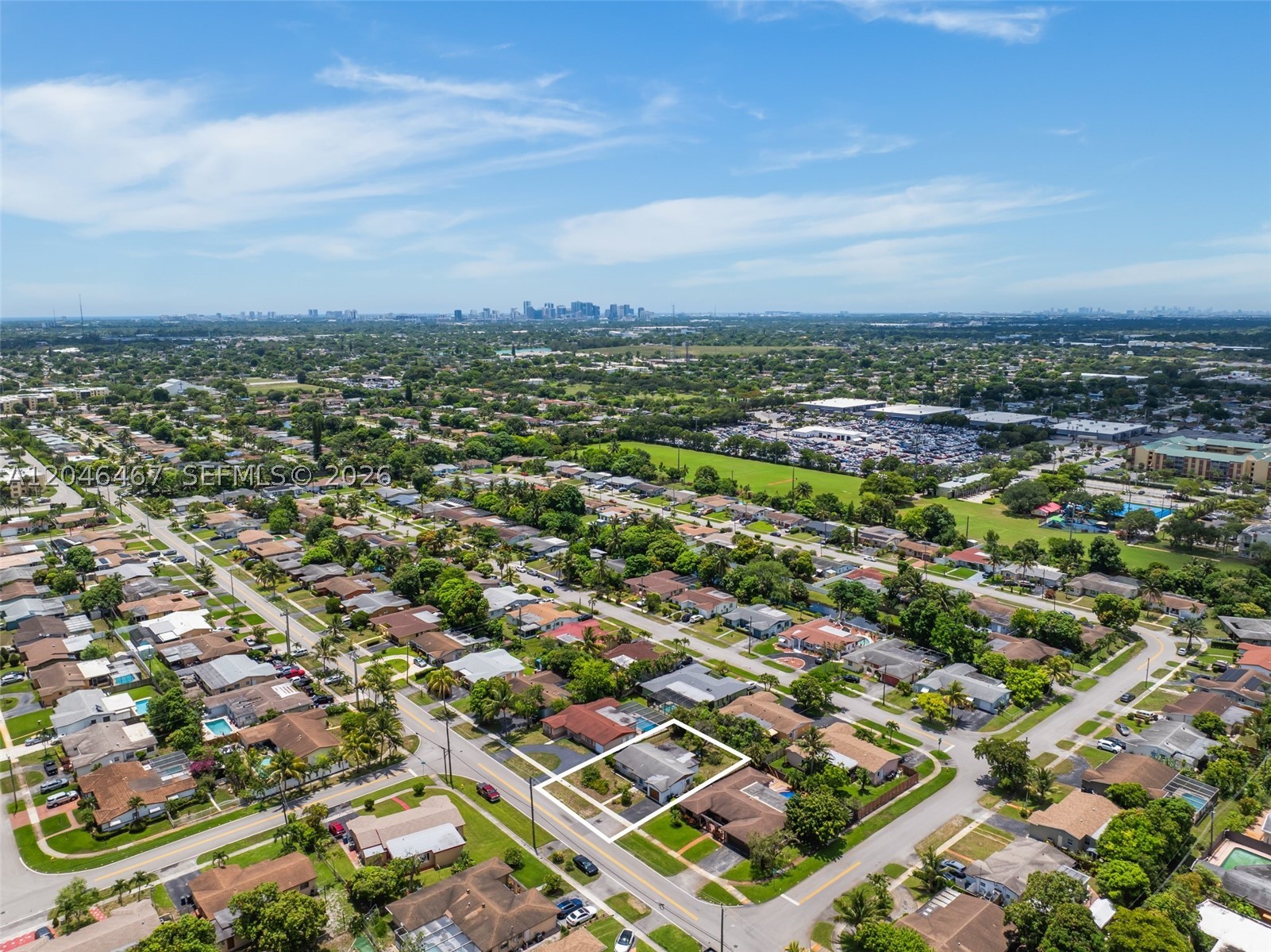 LAUDERDALE LAKES EAST GAT - Residential