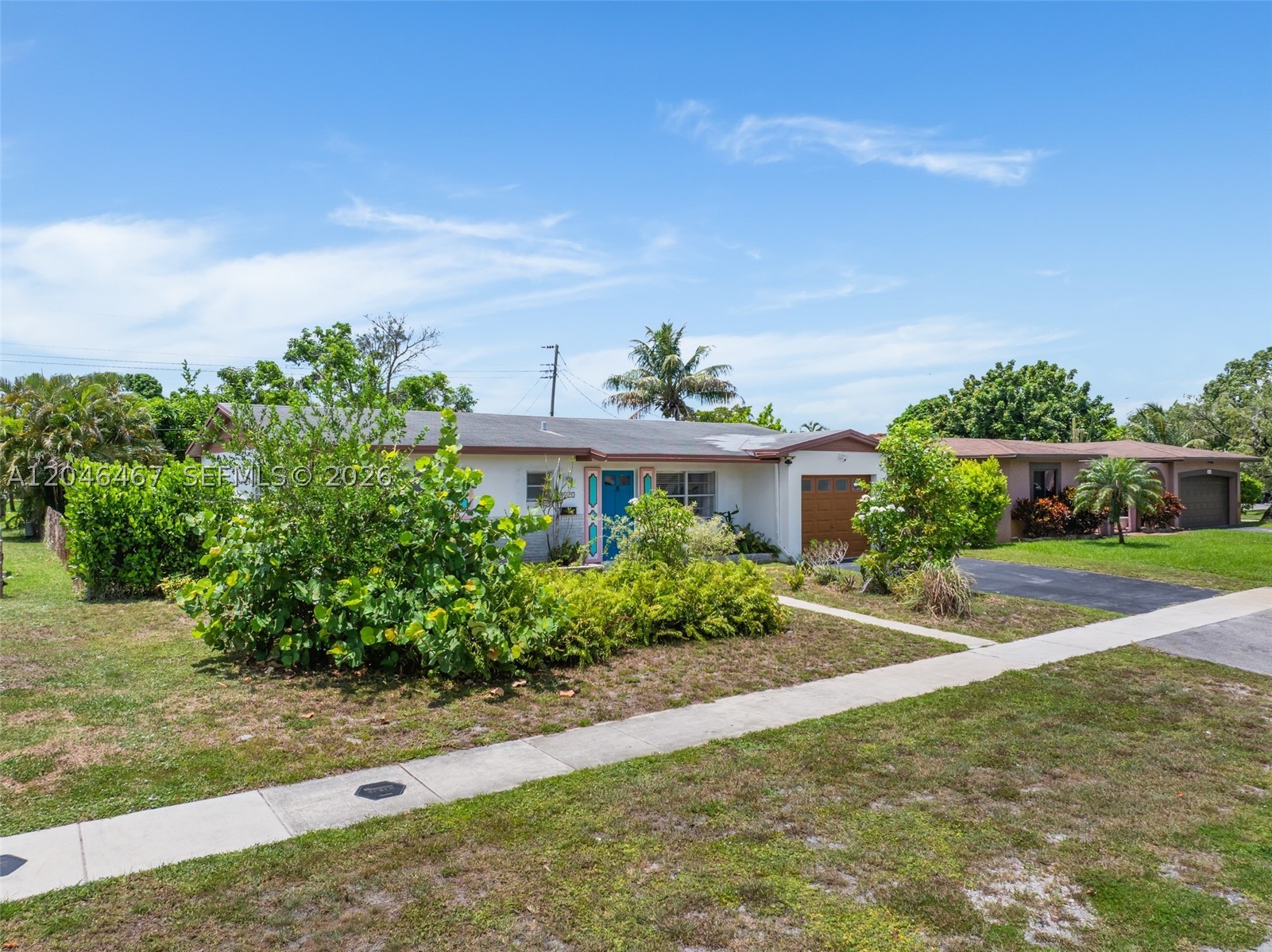 LAUDERDALE LAKES EAST GAT - Residential