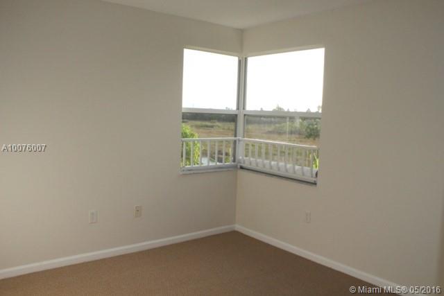 Riviera Isles III 172-36 - Residential Lease