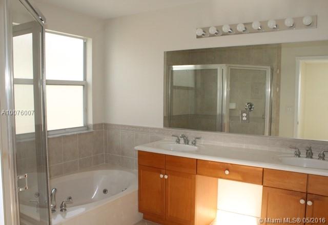 Riviera Isles III 172-36 - Residential Lease