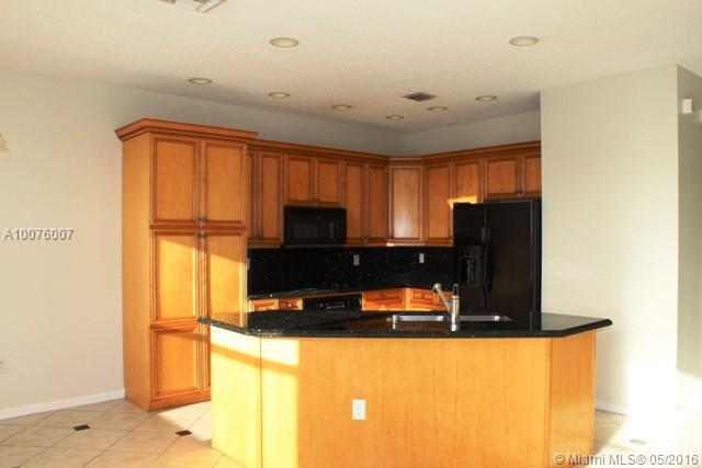 Riviera Isles III 172-36 - Residential Lease