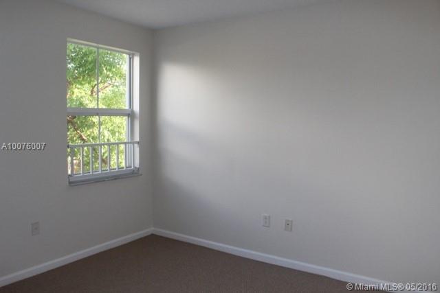Riviera Isles III 172-36 - Residential Lease