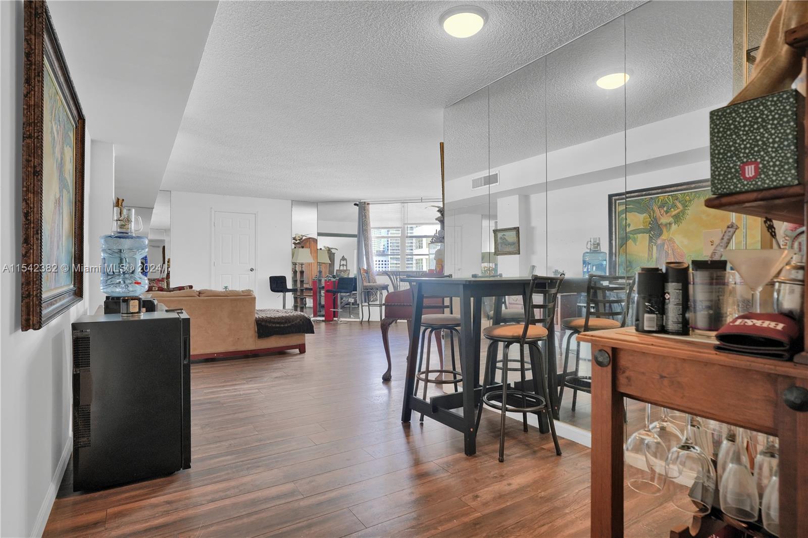 FOUR AMBASSADORS CONDO PH - Residential Lease