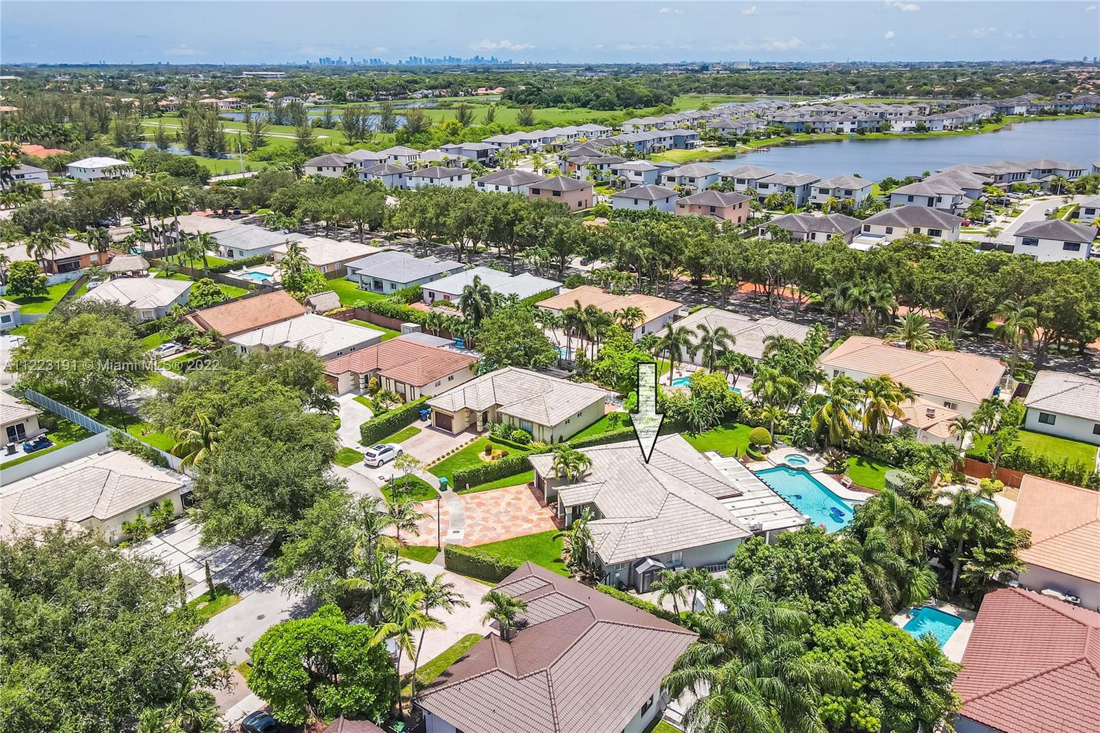Royal Gardens Estate - Residential