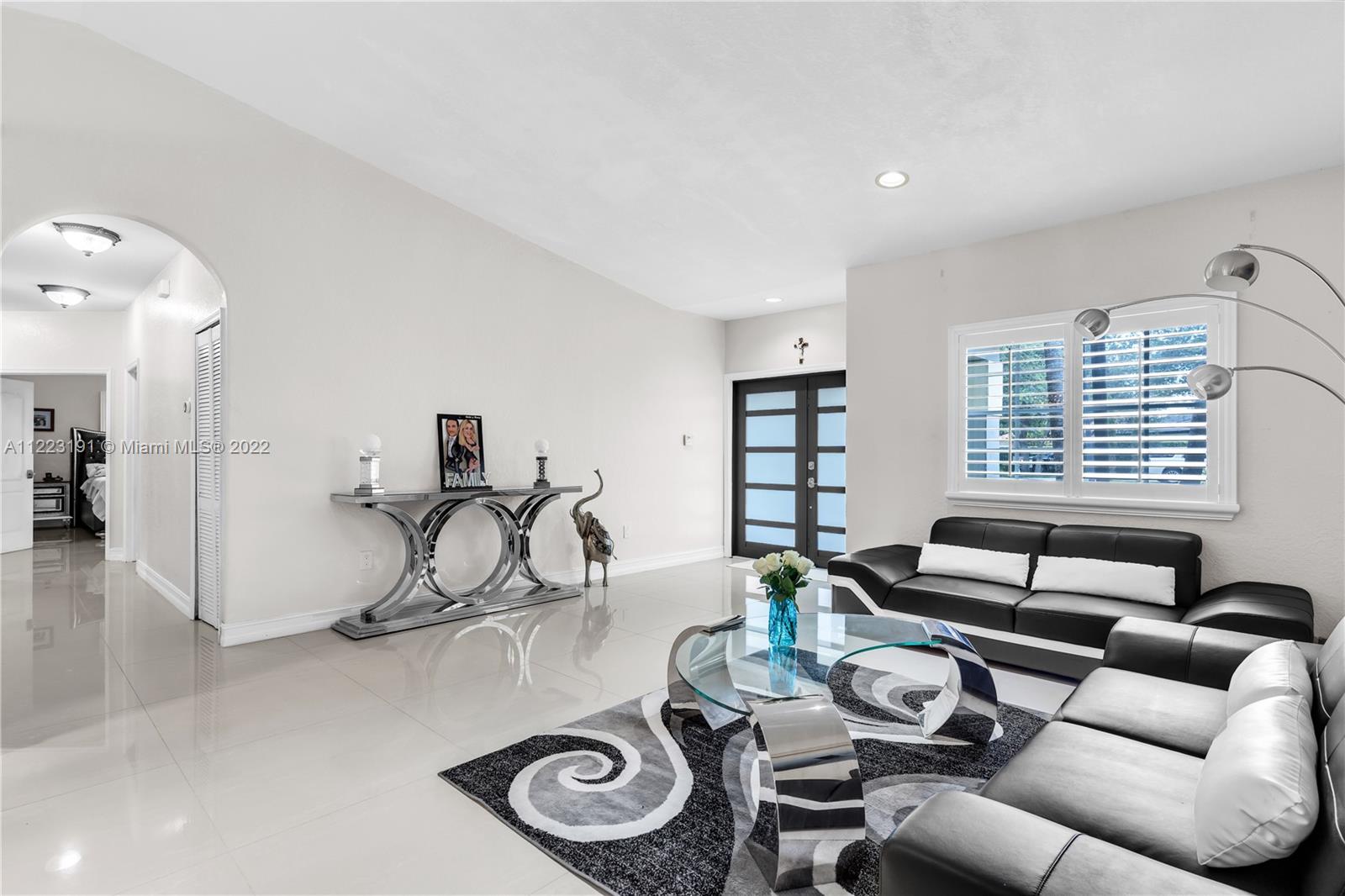 Royal Gardens Estate - Residential