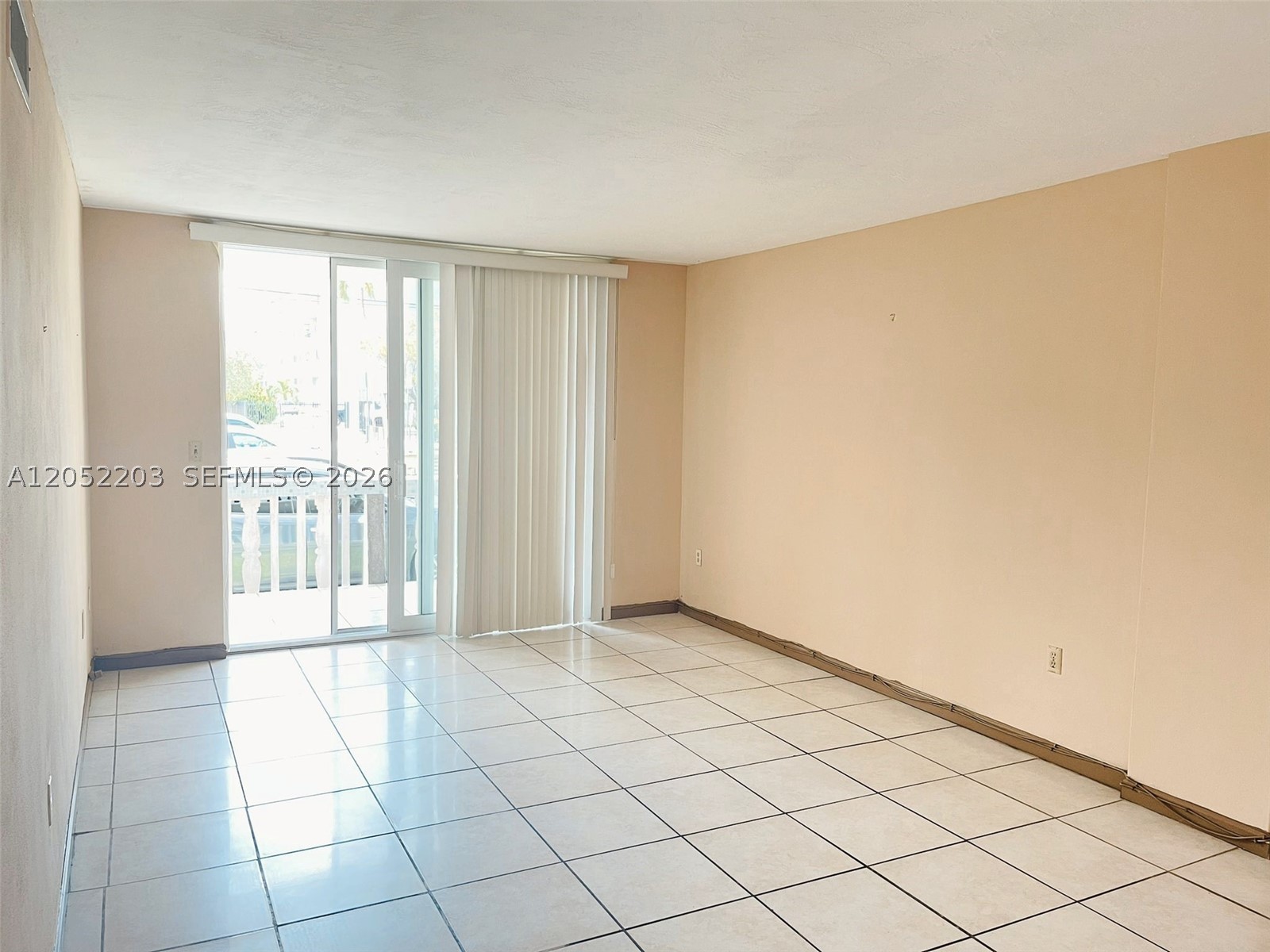 1475 TERRA TOWERS CONDO - Residential Lease