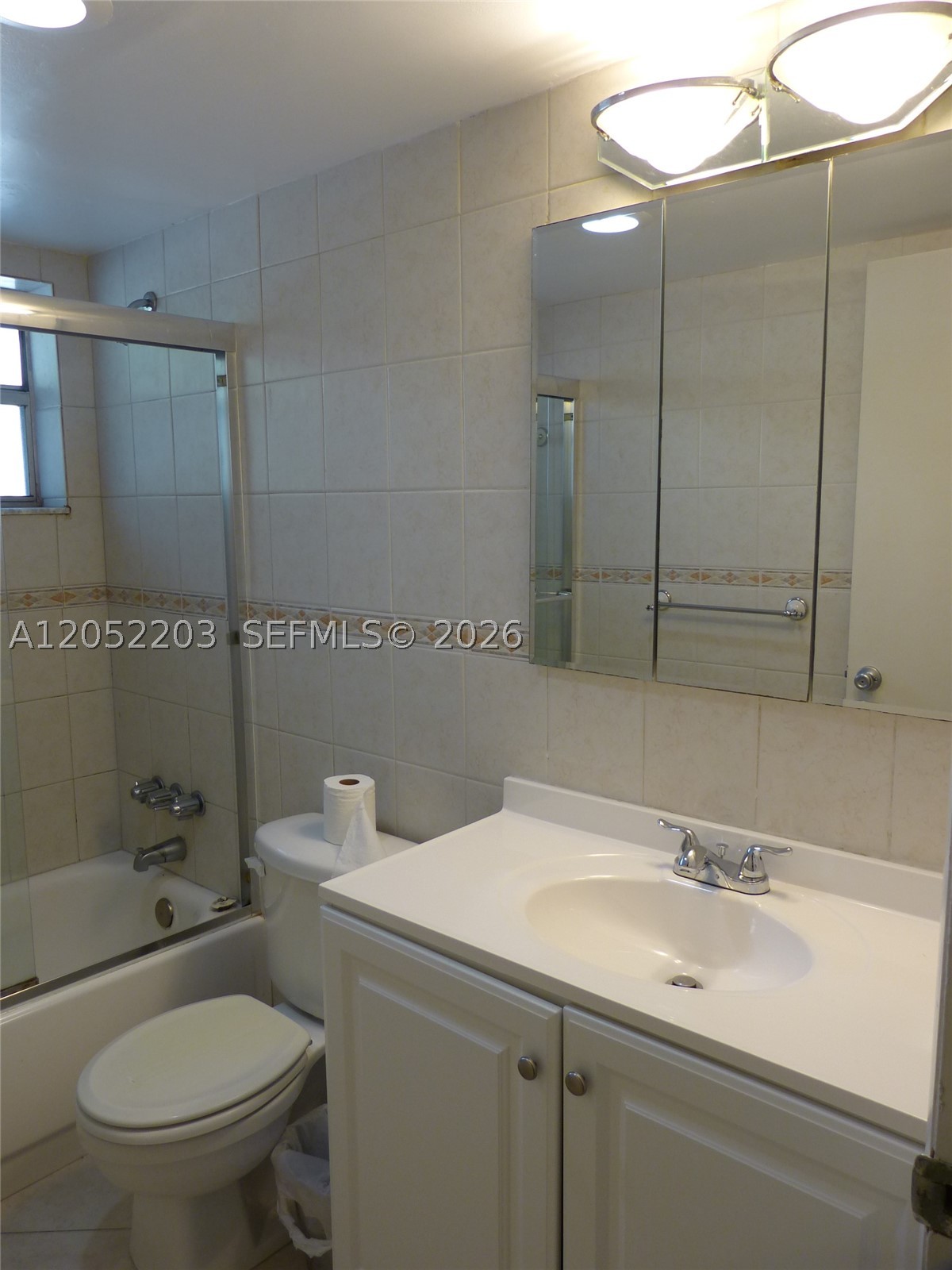1475 TERRA TOWERS CONDO - Residential Lease