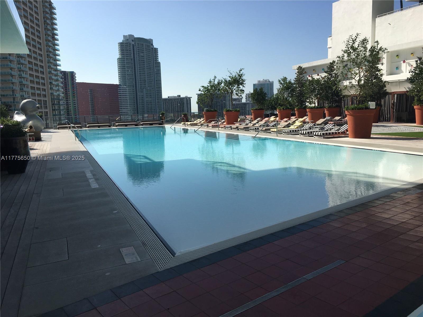 DUA MIAMI - Residential