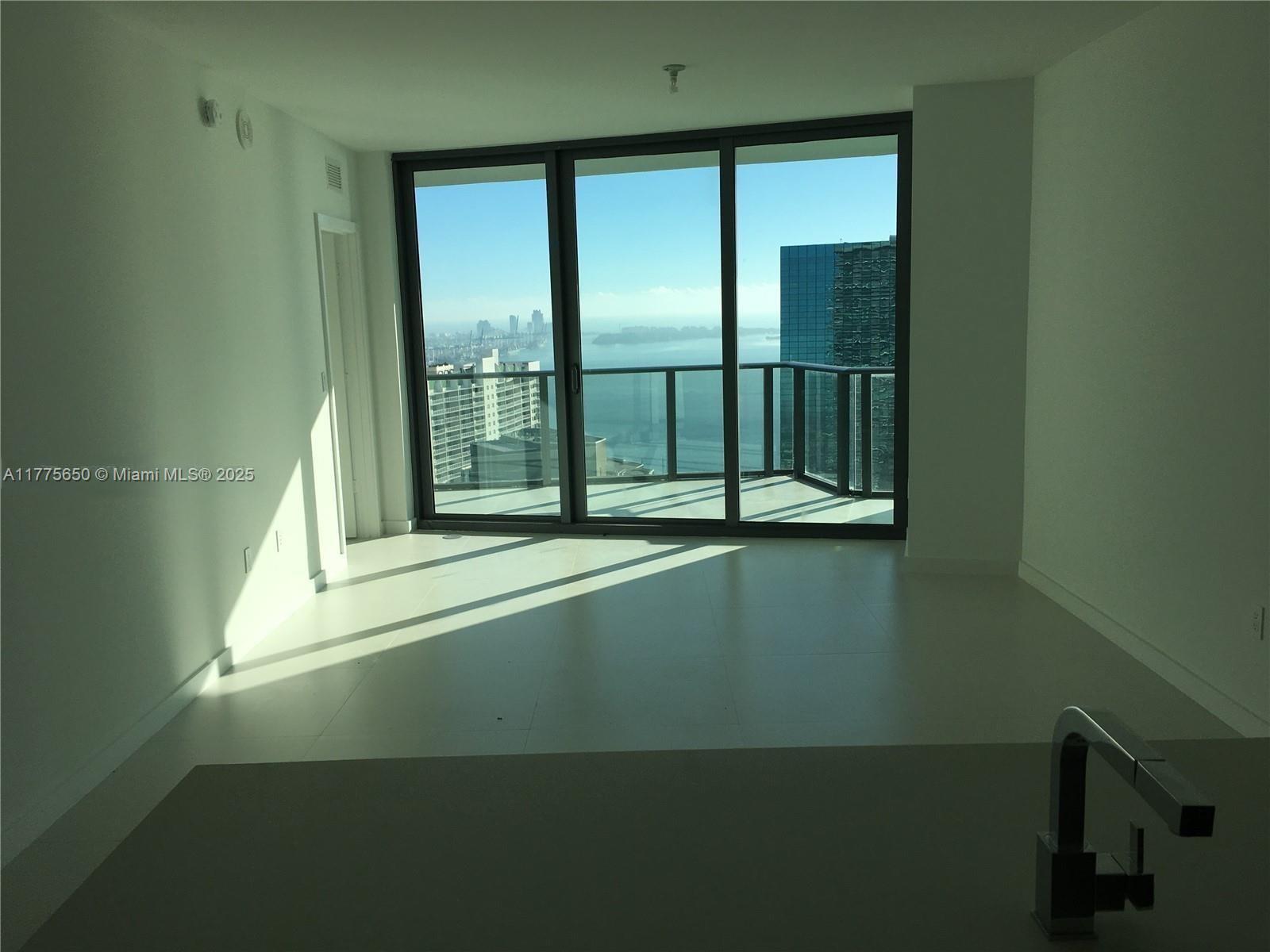 DUA MIAMI - Residential