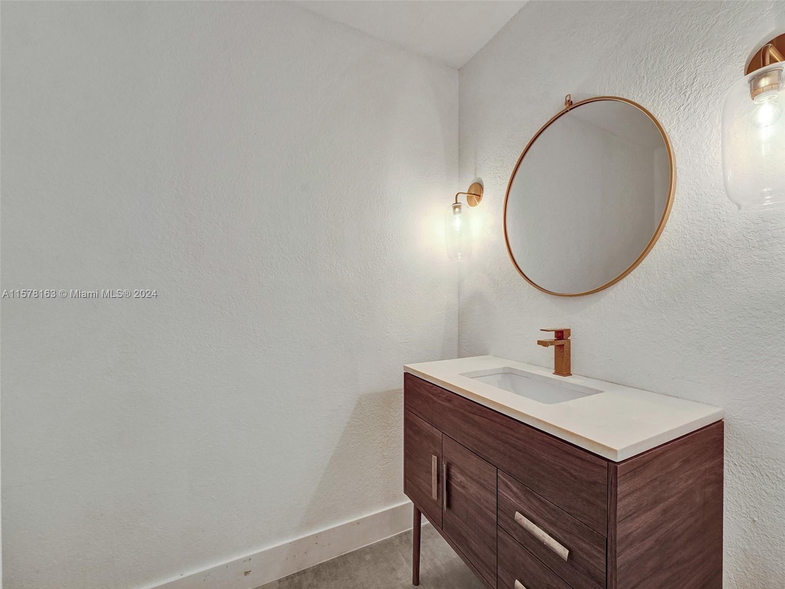 DORAL ISLES ANTIGUA - Residential