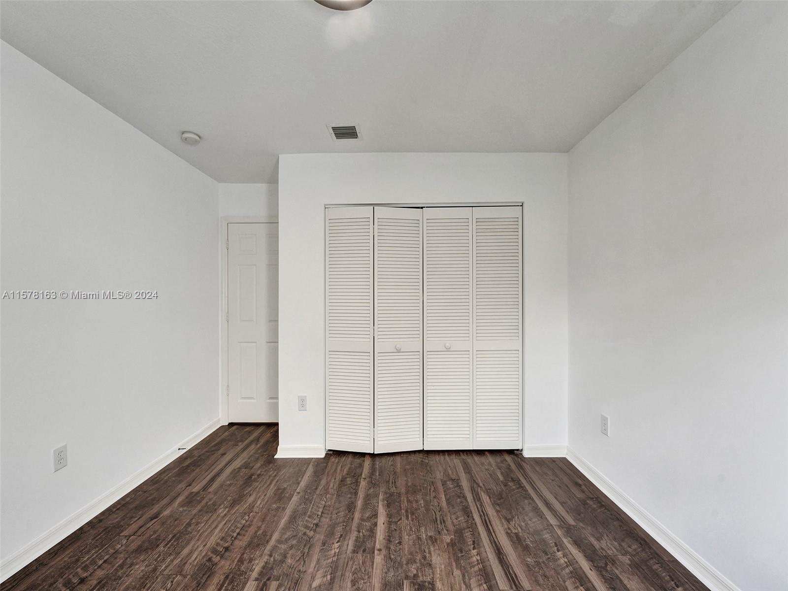 DORAL ISLES ANTIGUA - Residential