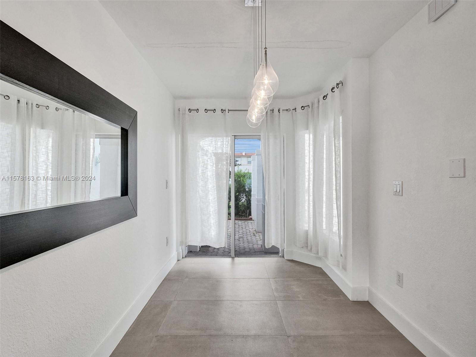 DORAL ISLES ANTIGUA - Residential