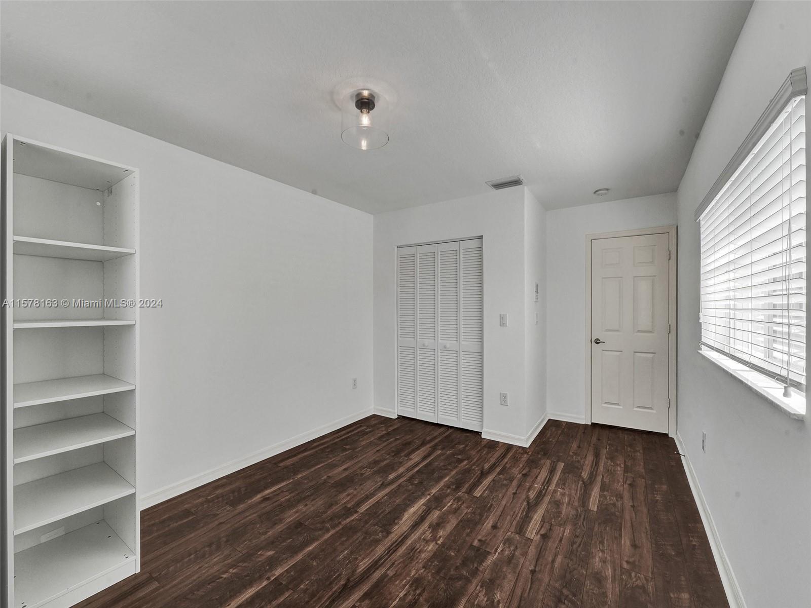 DORAL ISLES ANTIGUA - Residential