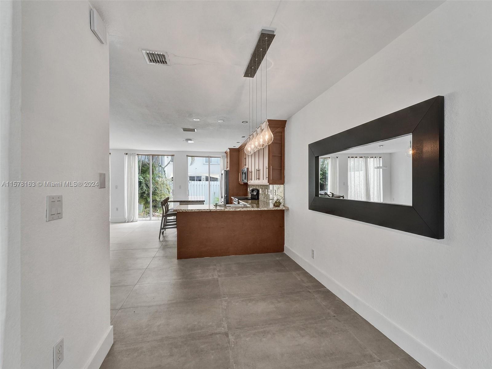 DORAL ISLES ANTIGUA - Residential