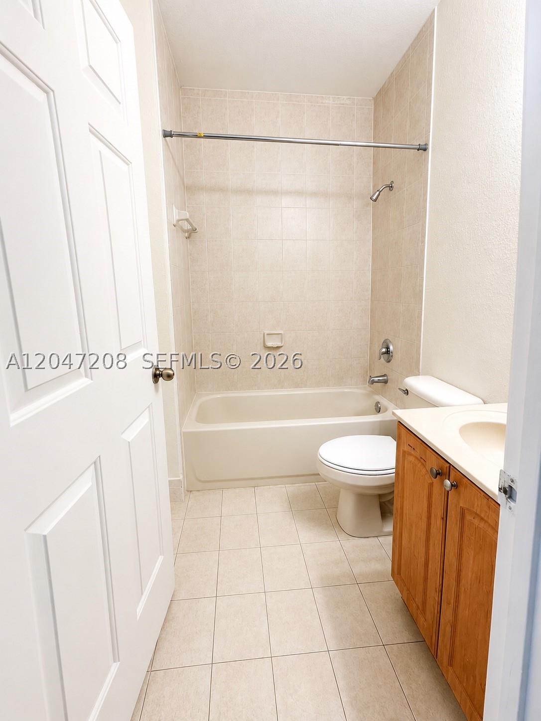SHOMA TOWNHOMES AT KEYSCO - Residential Lease