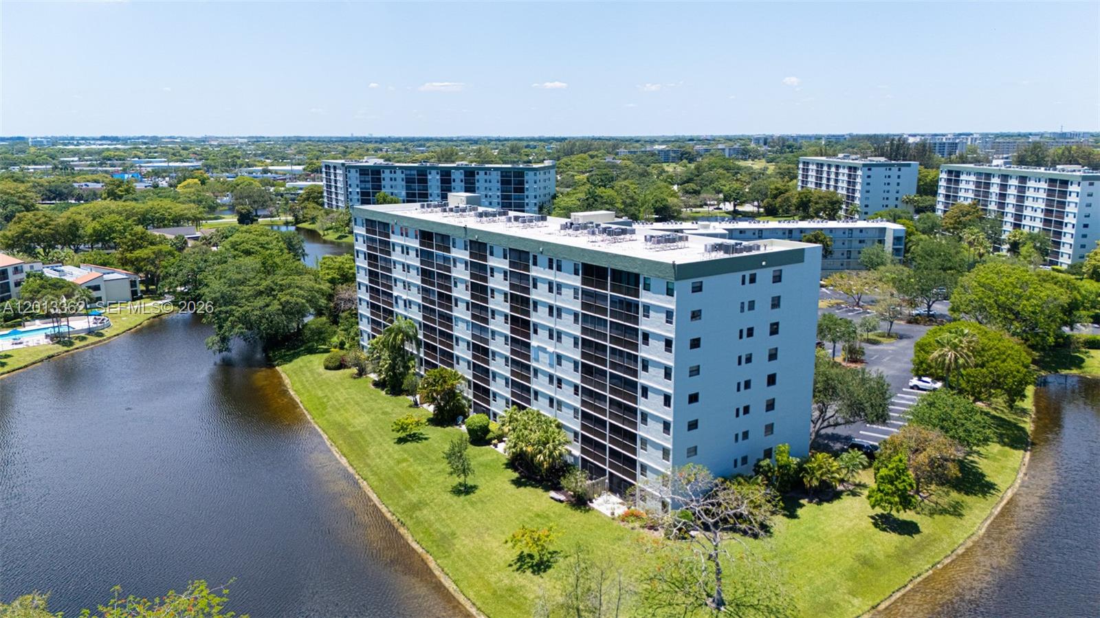 CYPRESS BEND CONDOMINIUM - Residential