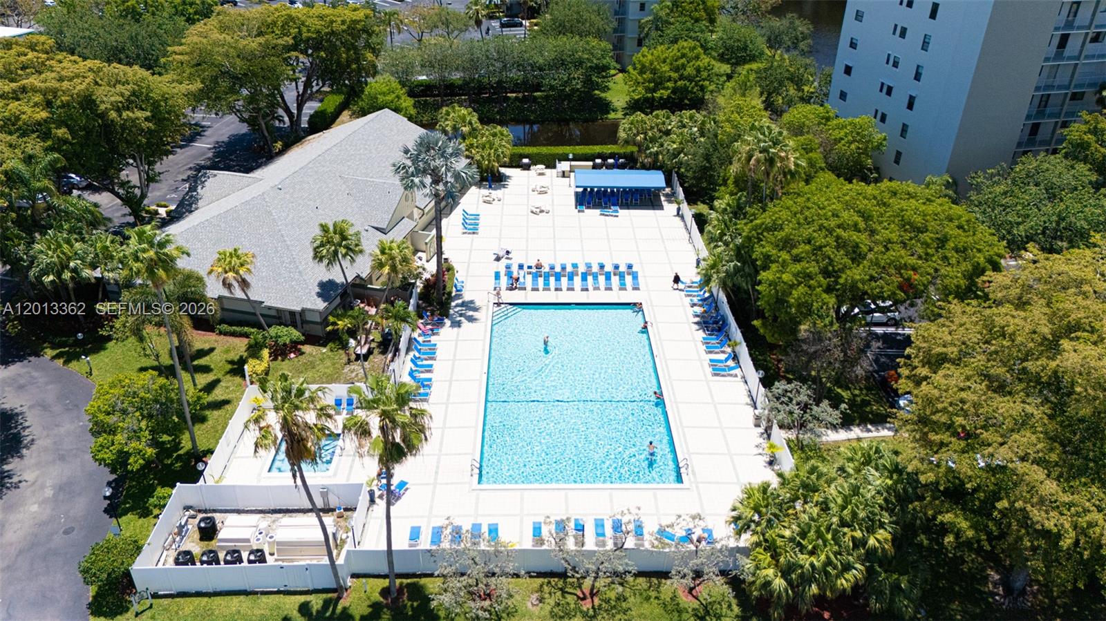 CYPRESS BEND CONDOMINIUM - Residential