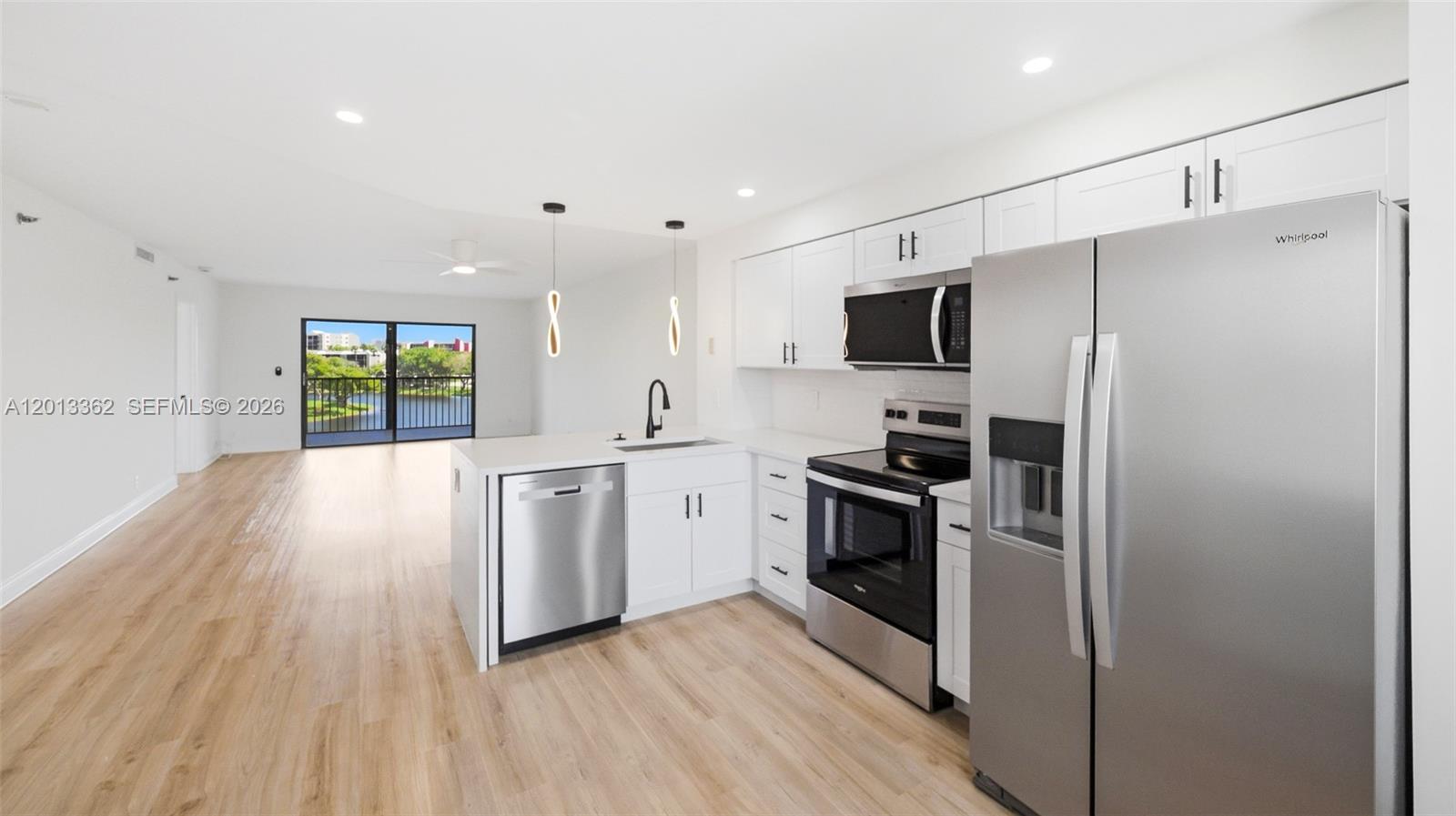 CYPRESS BEND CONDOMINIUM - Residential