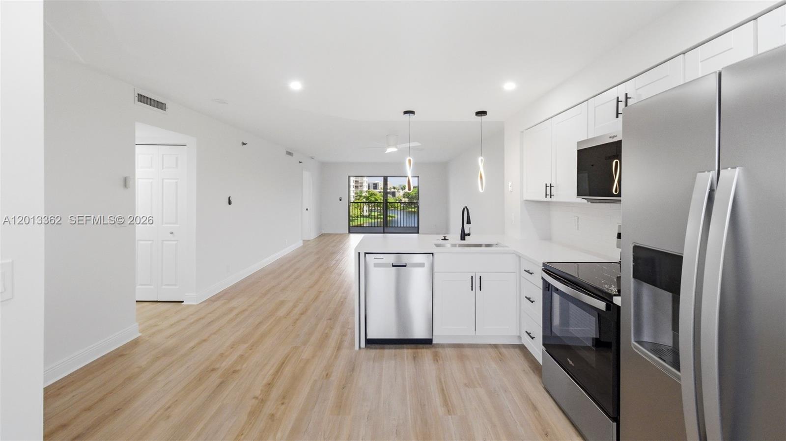 CYPRESS BEND CONDOMINIUM - Residential