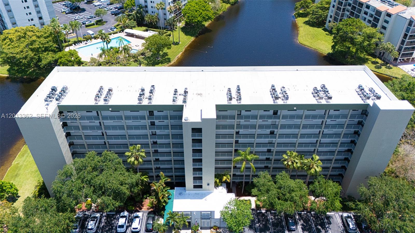 CYPRESS BEND CONDOMINIUM - Residential