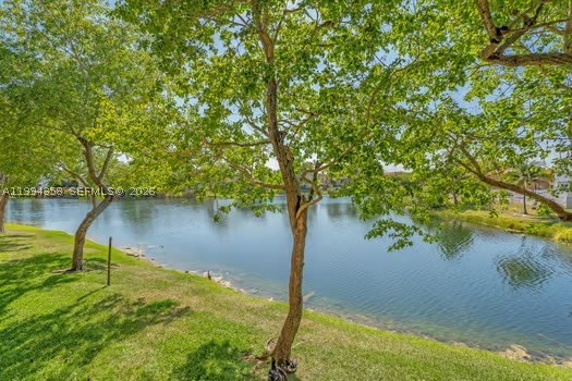CONTINUUM CONDO PH II - Residential