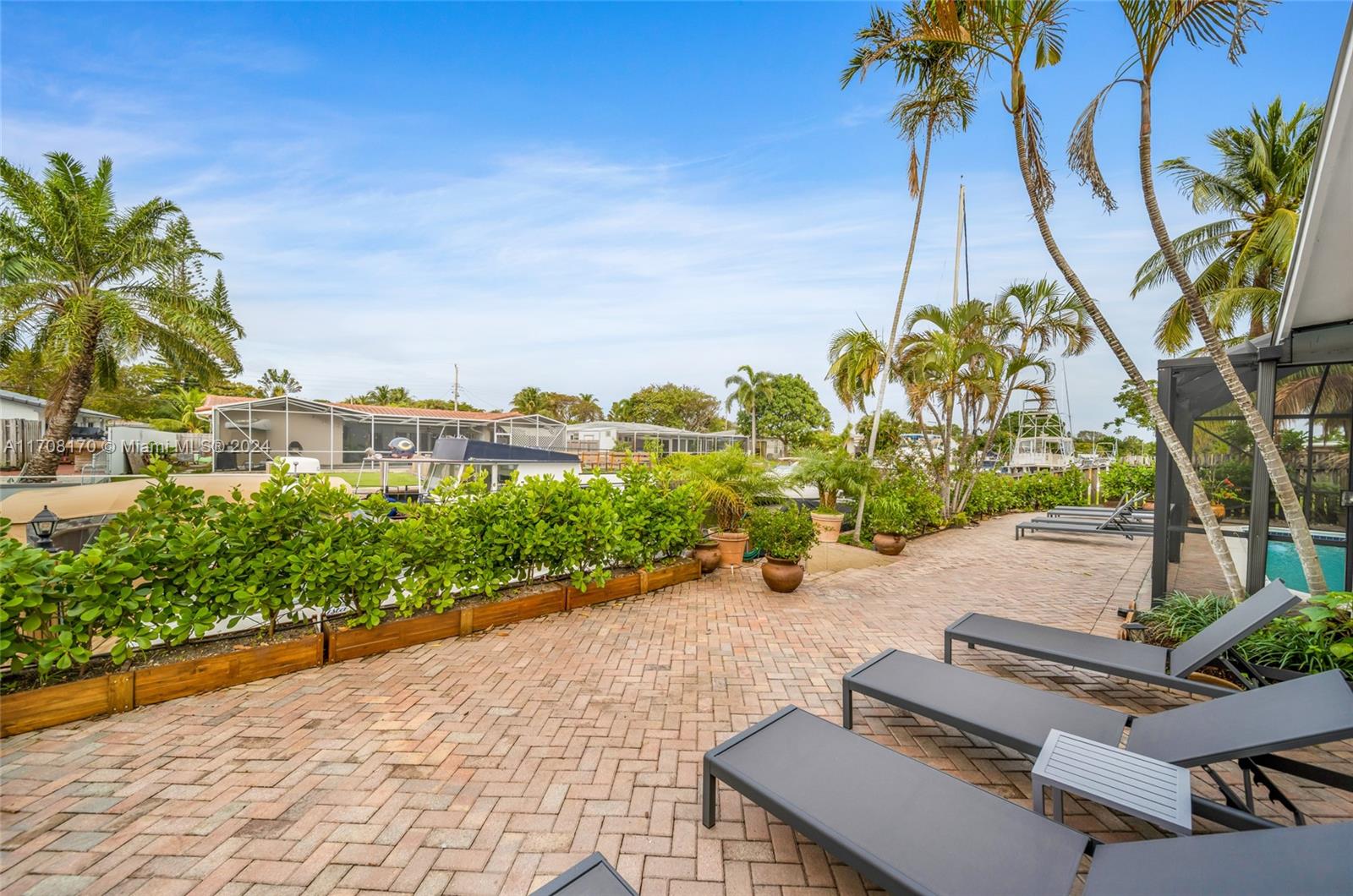 FLAMINGO PARK SEC - Residential