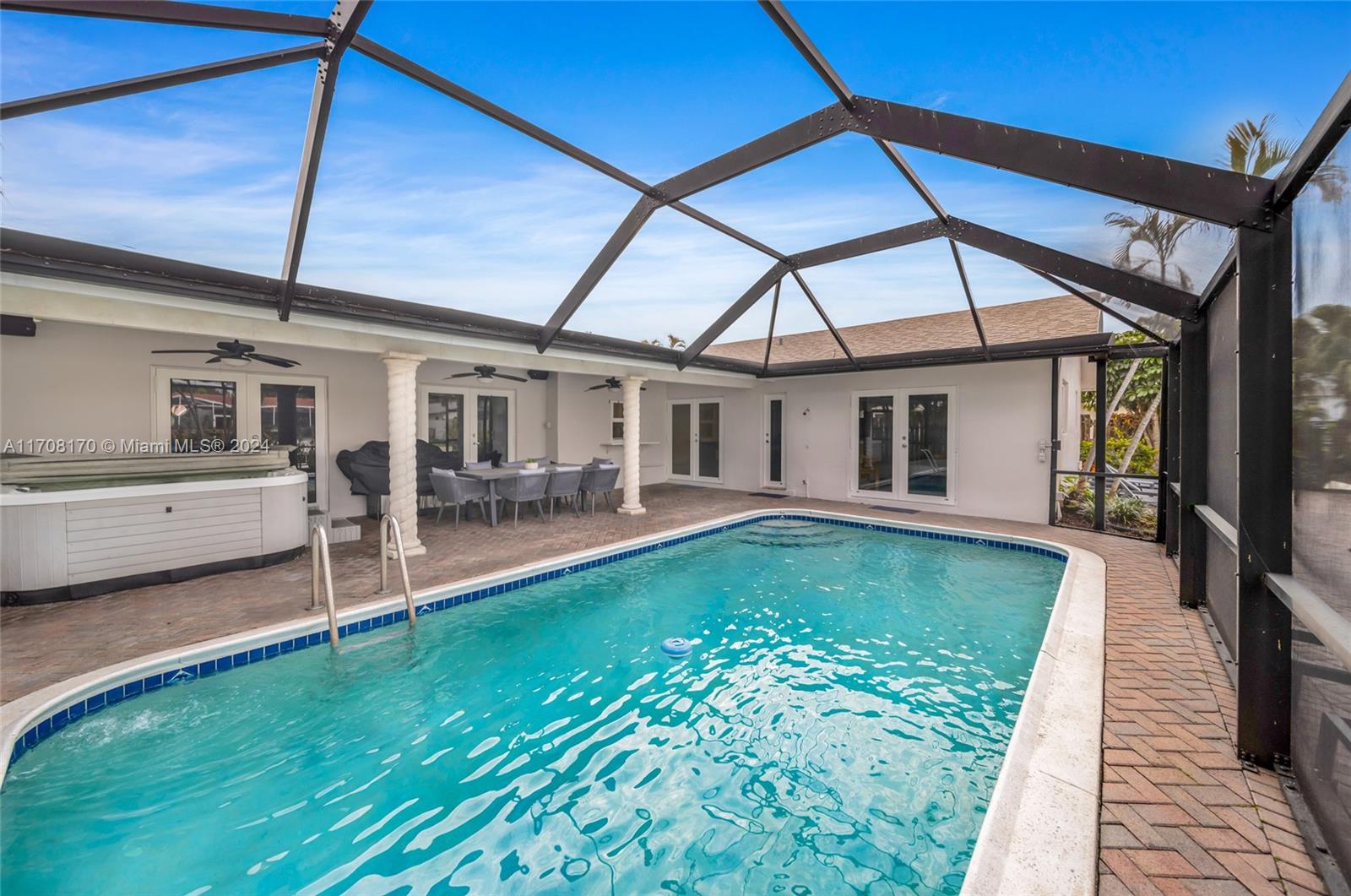 FLAMINGO PARK SEC - Residential