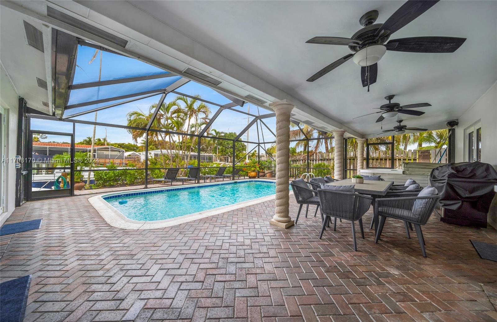 FLAMINGO PARK SEC - Residential