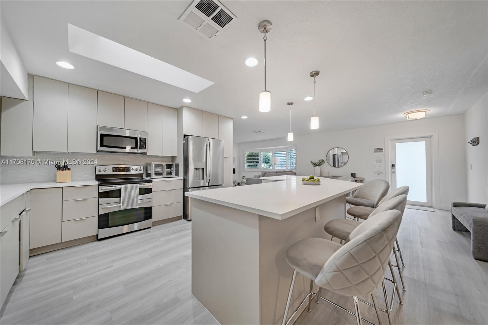 FLAMINGO PARK SEC - Residential