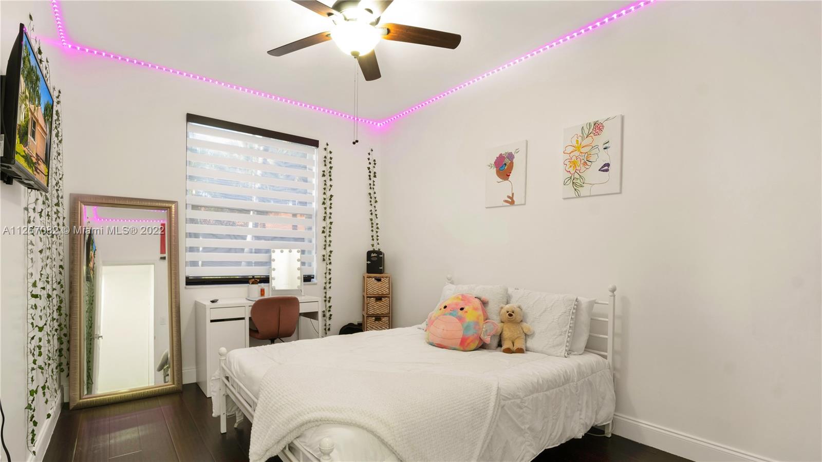 LANDINGS - Residential