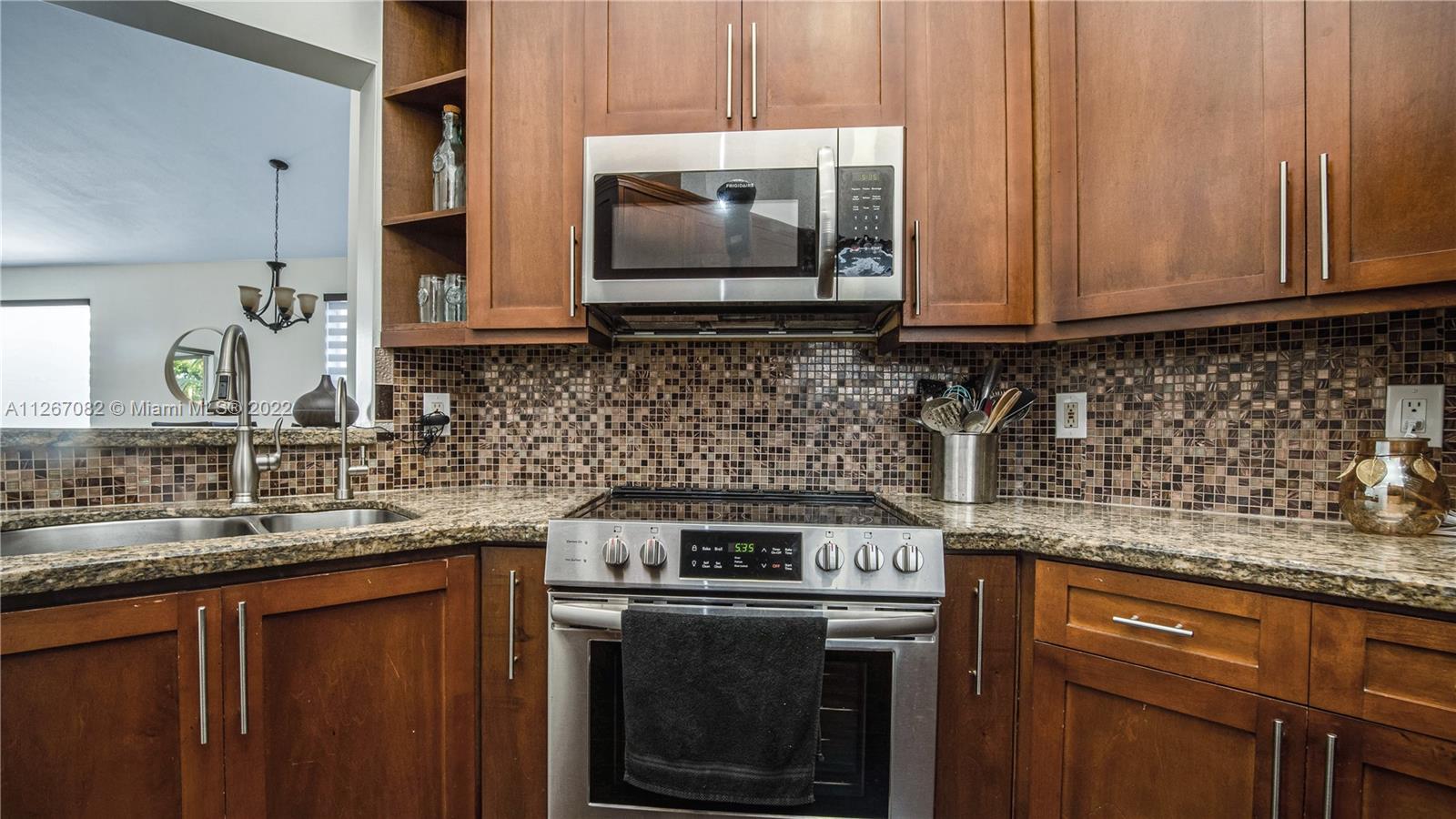 LANDINGS - Residential