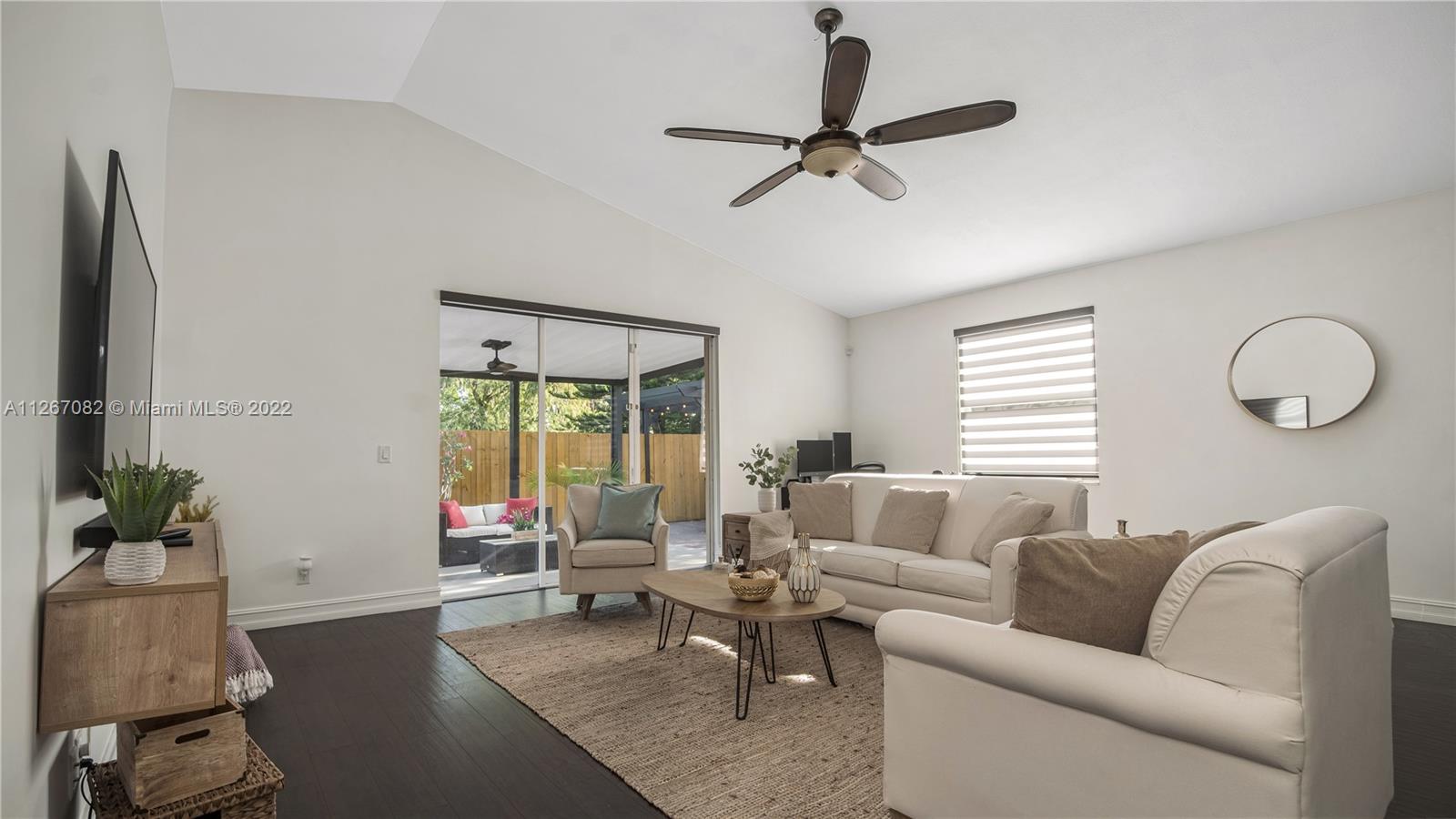LANDINGS - Residential